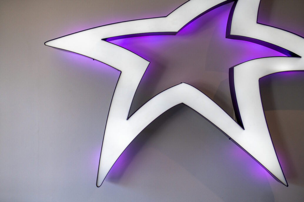 StarFish Medical Leadership Image of StarFish logo in Victoria lobby